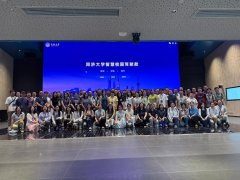 为指点学生职业转型供给了清 